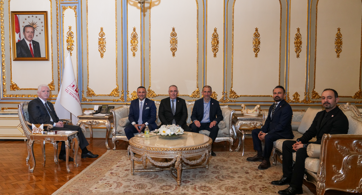 İstanbul Valisi Sayın Davut Gül'ü Makamında ziyaret ettik.